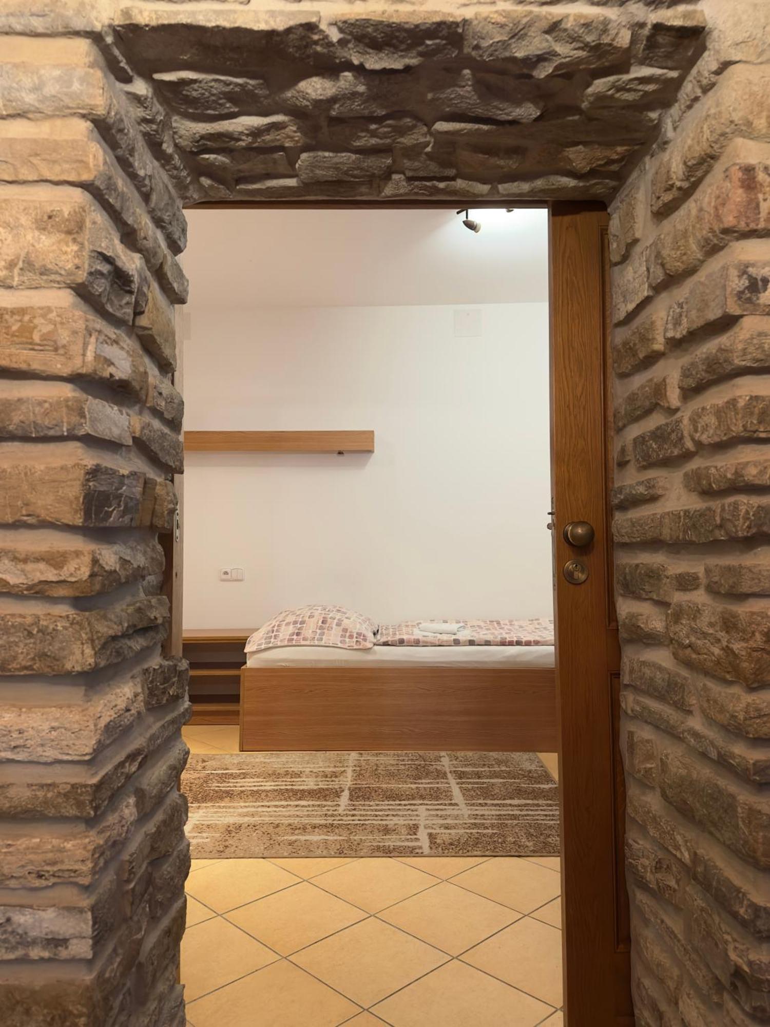 Hotel Star Poprad Esterno foto